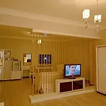 Real House Boutique