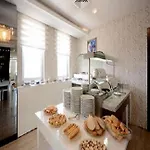 Real House Boutique *