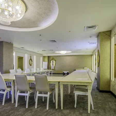 Real House Boutique Hotel