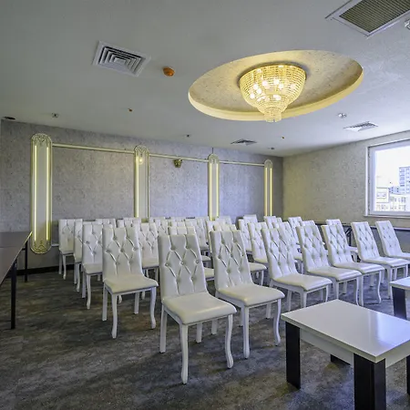 Real House Boutique Hotel *