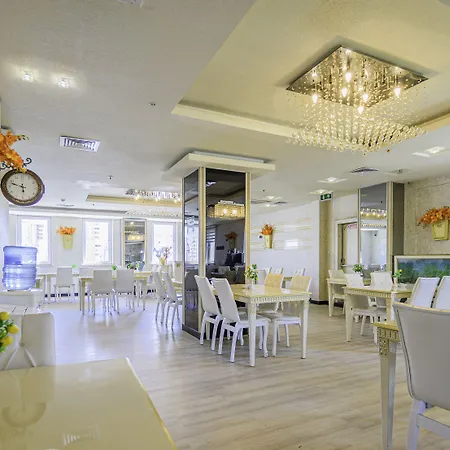 Real House Boutique *