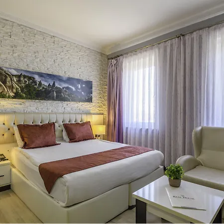 Real House Boutique *