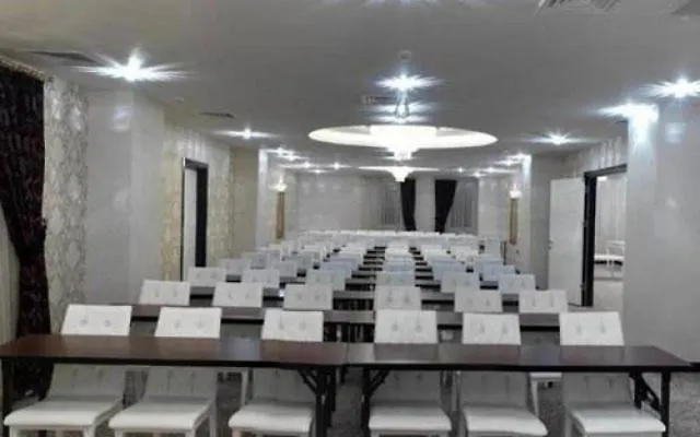 Real House Boutique Hotel *